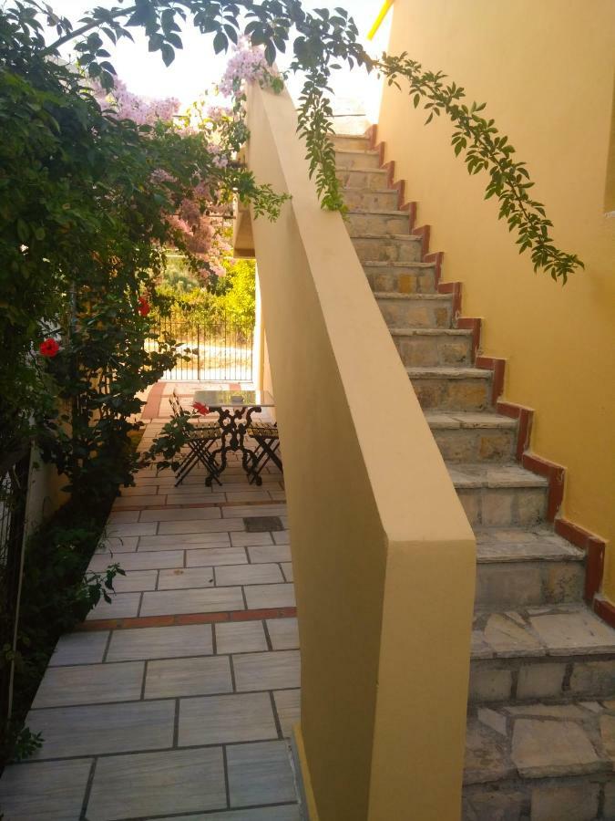House With Garden Near The Sea Lejlighed Agia Efimia Eksteriør billede