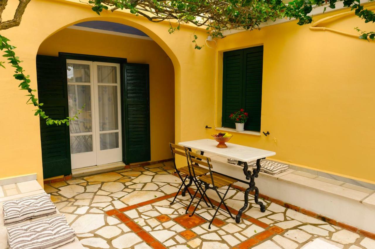 House With Garden Near The Sea Lejlighed Agia Efimia Eksteriør billede